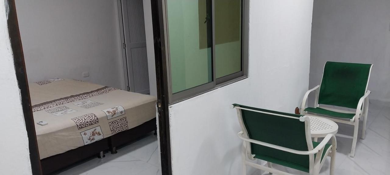 La Medellin Hostal Cartagena Luaran gambar
