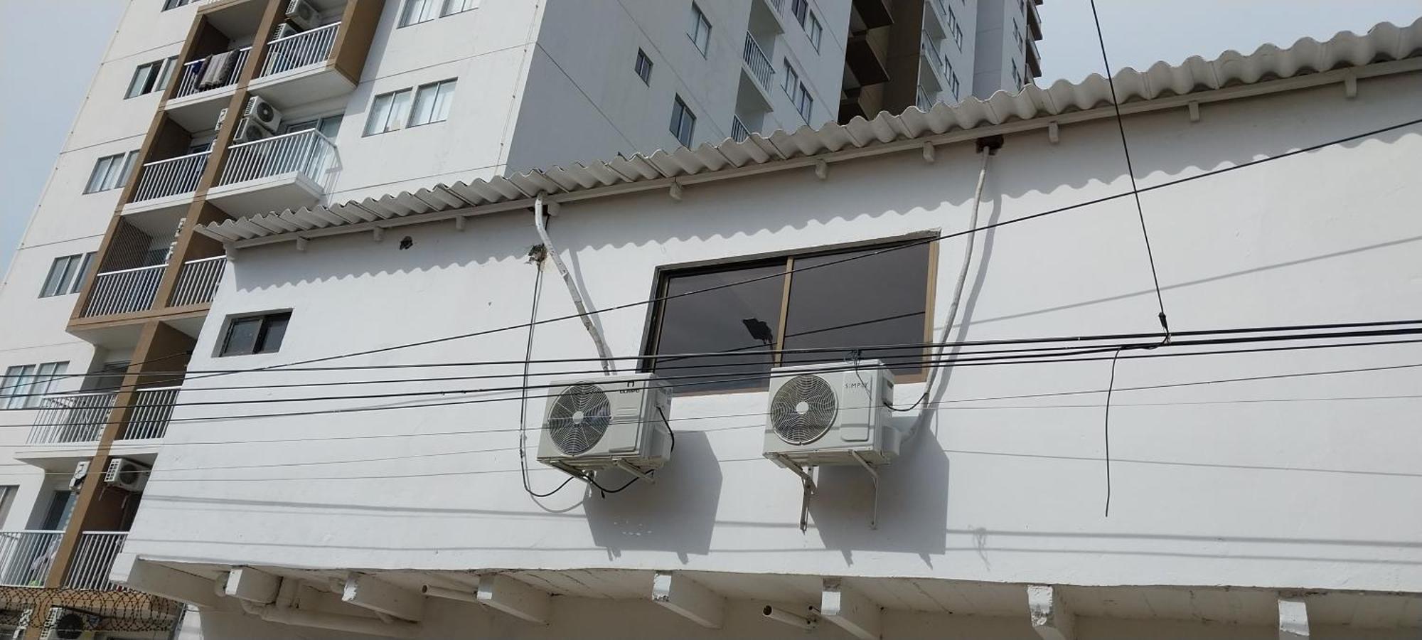 La Medellin Hostal Cartagena Luaran gambar