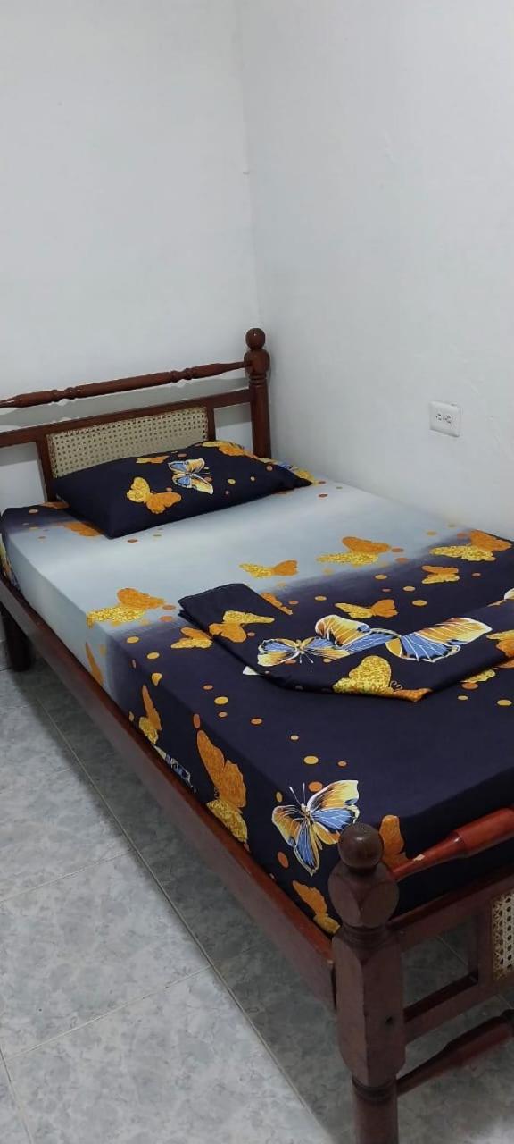 La Medellin Hostal Cartagena Luaran gambar